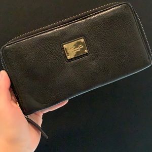 Black wallet